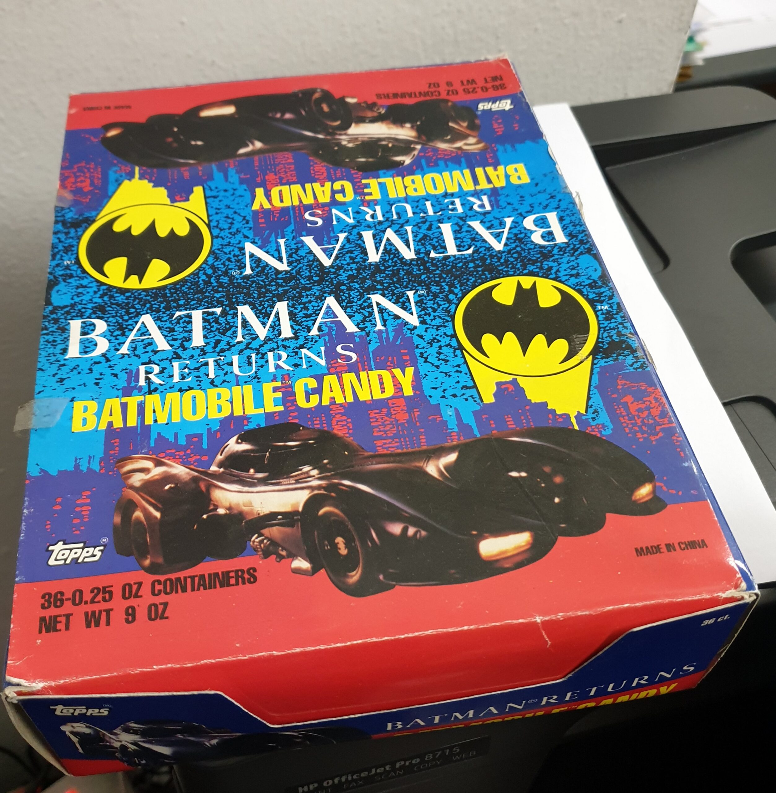 BATMAN RETURNS BATMOBILE CANDY DISPENSER BOX - UNICO_thumbnail BATMAN RETURNS BATMOBILE CANDY DISPENSER BOX - UNICO_thumbnail
